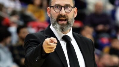 ÇAĞDAŞ BODRUM SPOR BASKETBOL TAKIMI, YENİ BAŞANTRENÖRÜ ERHAN ERNAK OLDU.