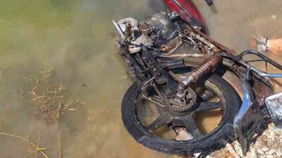 MUĞLA'NIN MENTEŞE İLÇESİNDE BİR EVİN BAHÇESİNDEN MOTOR ÇALAN HIRSIZLAR, MOTORU