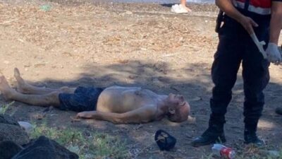 MUĞLA (İHA) - MUĞLA'NIN BODRUM İLÇESİNDE SERİNLEMEK İÇİN DENİZE GİREN