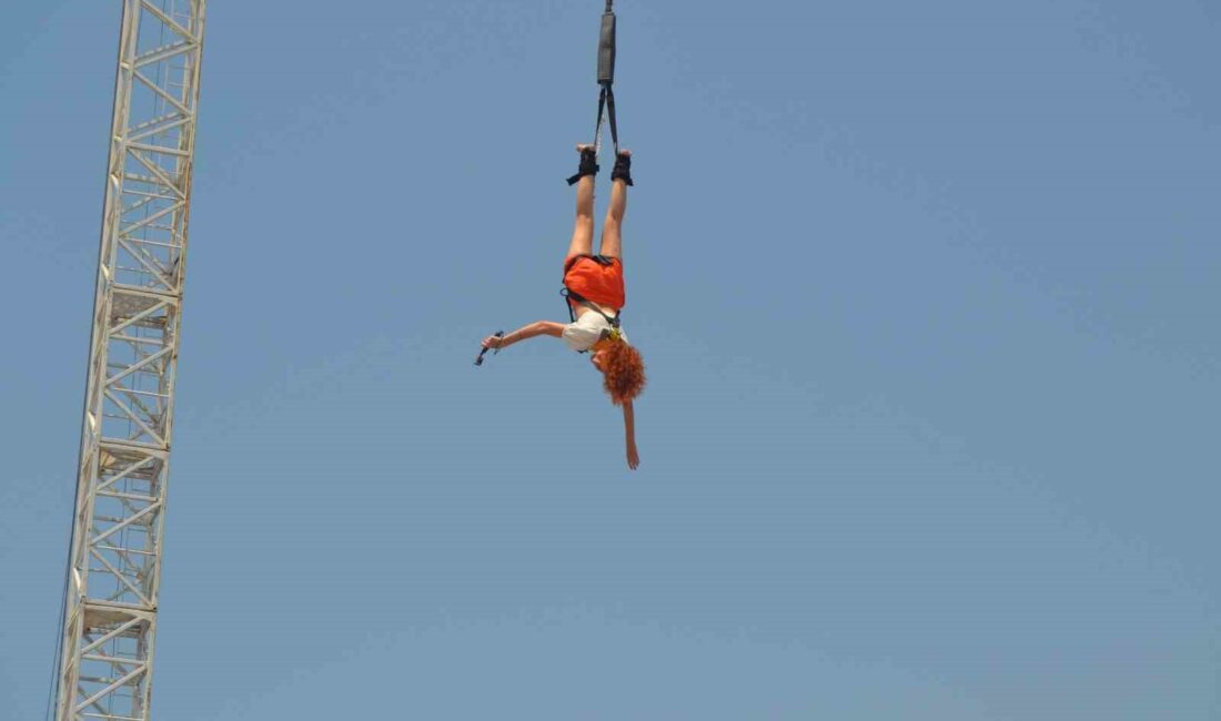 FETHİYE’DE "BUNGEE JUMPİNG" İLE