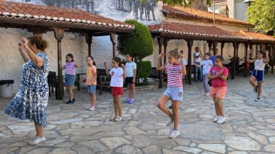 MENTEŞE BELEDİYESİ’NİN YAZ AYLARINDA 5-15 YAŞ ARASI ÇOCUKLARA VE GENÇLERE