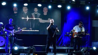 GEÇTİĞİMİZ GECE AZKA OTEL, ÖĞRETMENLERDEN OLUŞAN TEACHERS BAND'İN SAHNESİNE EV