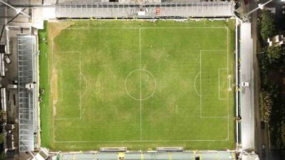 HAZIRLIKLAR TÜM HIZIYLA SÜRERKEN, STADYUMUN AYDINLATMA SİSTEMİ DÜN GECE İLK