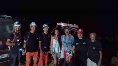 MUĞLA (İHA) - MUĞLA'NIN DATÇA İLÇESİNDEKİ HIZIRŞAH HACETEVİ TEPESİ'NE ÇIKAN