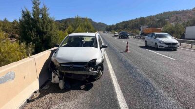 BOĞA YOKUŞU KAYAK PİSTİNE DÖNDÜ: 2 YARALI