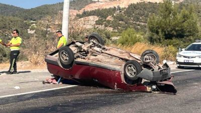 MİLAS’TA DİREKSİYON HÂKİMİYETİNİ KAYBEDEN SÜRÜCÜ YARALANDI