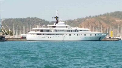 MEGA YAT WHİTE ROSE, FETHİYE'DEN 100 TON YAKIT ALDI