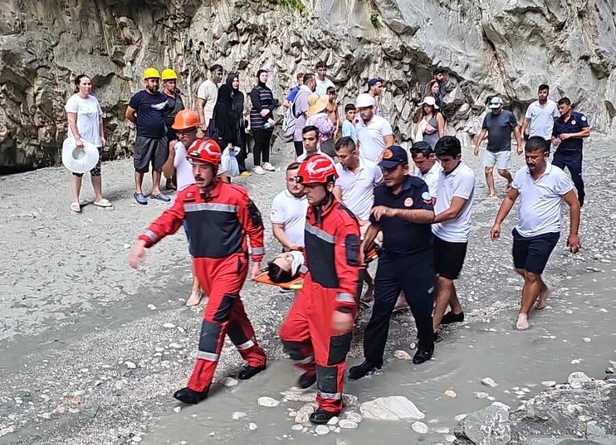 SAKLIKENT KANYONU’NDA DÜŞEN KAYA