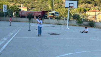 MUĞLA'NIN ULA İLÇESİNDE ÇOCUKLAR, BOCCE SPORUNUN BİR ALT DALI OLAN