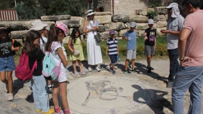 YAŞAM ATÖLYESİ'NDE ÇOCUKLAR HEM EĞLENDİ, HEM ÖĞRENDİ