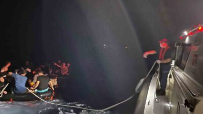 MUĞLA’NIN ORTACA İLÇESİ AÇIKLARINDA 5 ADET CAN SALI İÇİNDE ÇOK