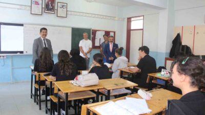 KÖYCEĞİZ’DE KARAHAN,  OKULLARIN BAŞARISI İÇİN ZİYARET GERÇEKLEŞTİRİYOR