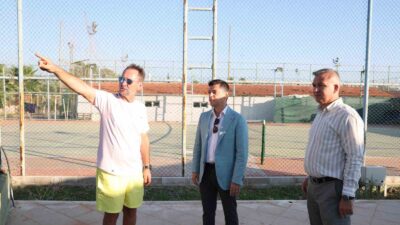 MUĞLA (İHA) MARMARİS BELEDİYE BAŞKANI ACAR ÜNLÜ, CAMİAVLU MAHALLESİ’NDE İNCELEMELERDE