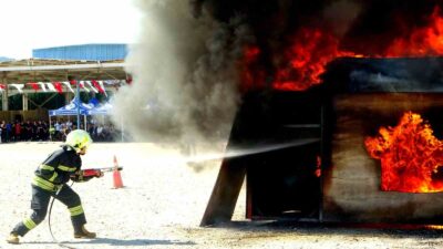 MUĞLA İTFAİYESİNDEN NEFES KESEN TATBİKAT GERÇEK GİBİ MÜDAHALE