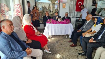 TÜM MAL VARLIĞINI TÜRK SİLAHLI KUVVETLERİ MEHMETÇİK VAKFI VE TÜRK