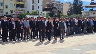 MUĞLA (İHA) – MUĞLA’NIN SEYDİKEMER İLÇESİNDE KUTLANAN GAZİLER GÜNÜ TÖRENİNDE