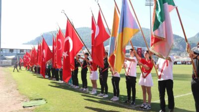FETHİYE’DE CUMHURİYET BAYRAMI TÖRENİ COŞKULU GEÇTİ