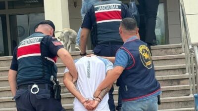 MUĞLA’NIN BODRUM İLÇESİNDE ÇEŞİTLİ SUÇLARDAN ARANAN 2 ŞAHIS, JANDARMA TARAFINDAN