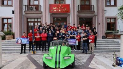 MUĞLA VALİSİ AKBIYIK TEKNOFEST’TE ÖDÜL ALAN GENÇLERLE BİR ARAYA GELDİ