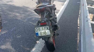 MUĞLA ANTALYA KARAYOLU ÜZERİNDEKİ SAKAR MEVKİİNDE MEYDANA GELEN KAZADA MOTOSİKLET