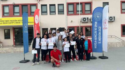 ULA’DA 29 EKİM CUMHURİYET BAYRAMI KUTLAMALARI KAPSAMINDA VOLO TURNUVASI DÜZENLENDİ