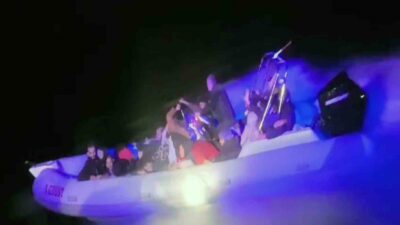 MUĞLA’NIN FETHİYE İLÇESİ AÇIKLARINDA HAREKET HALİNDEKİ LASTİK BOT İÇİNDE 9’U