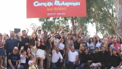 BAŞKAN ÜNLÜ, ÜNİVERSİTELİLERİ PİKNİKTE AĞIRLADI