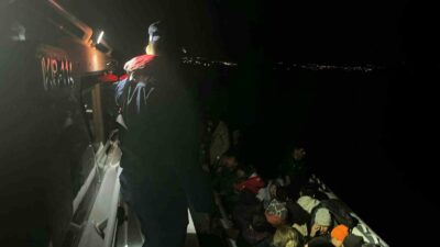 MUĞLA’NIN BODRUM İLÇESİ AÇIKLARINDA SAHİL GÜVENLİK EKİPLERİNCE 28 DÜZENSİZ GÖÇMEN