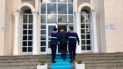 FETHİYE’DE 3 AYRI SUÇTAN ARANAN ŞAHIS TUTUKLANDI