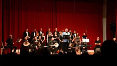 İZMİR'DEN GELEN TÜRK HALK MÜZİĞİ KOROSU FETHİYE’DE KONSER VERDİ. MUHTEŞEM