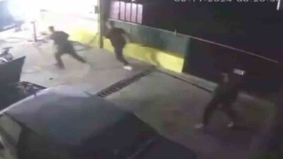 SEYDİKEMER’DE POLİS EKİPLERİ İLE TARTIŞMA GÜVENLİK KAMERASINDA