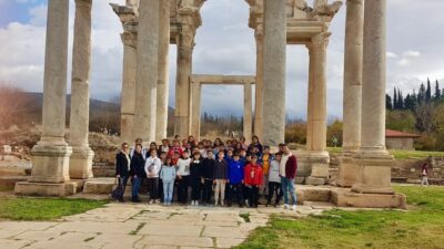 KÖYCEĞİZLİ ÖĞRENCİLERDEN DENİZLİ GEZİSİ