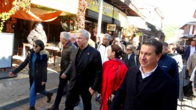 MANSUR YAVAŞ, MENTEŞE’DE ESNAFLARLA BULUŞTU