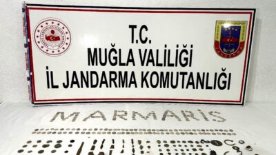 MARMARİS’TE TARİHİ ESER KAÇAKÇILARI JANDARMAYA YAKALANDI