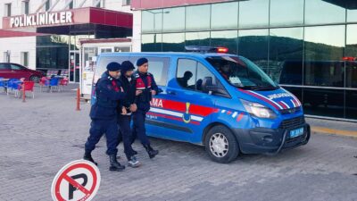 DENİZLİ’NİN TAVAS İLÇESİNDE YAŞLI ADAMI ‘EVİNDEKİ PARALARIN SAHTE OLDUĞU’ YALANIYLA