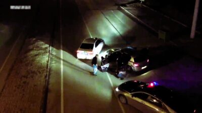 DENİZLİ’YE 2 AYRI ARAÇLA 20 ADET KAÇAK SİLAH GETİREN 6