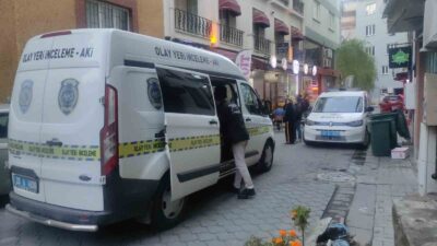 DENİZLİ’DE 49 YAŞINDAKİ ADAM YALNIZ YAŞADIĞI APART DAİRESİNDE ÖLÜ BULUNDU.