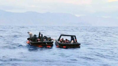 MUĞLA’NIN MARMARİS İLÇESİ AÇIKLARINDA İÇİNDE ÇOK SAYIDA ÇOCUĞUN BULUNDUĞU 37