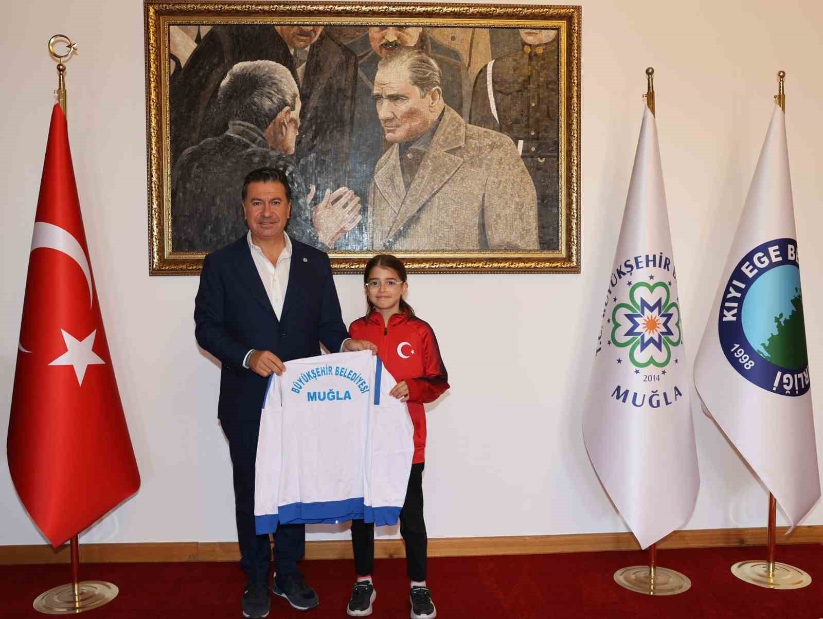 Büyükşehir Sporcusu Masa Tenisi’nde dünya dördüncülüğüne yükseldi