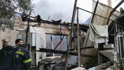 Muğla’nın Menteşe ilçesinde çıkış sebebi henüz tespit edilemeyen ev yangınında