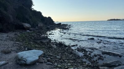 Muğla’nın Milas ilçesinde deniz suyu yaklaşık 3 metre çekildi. Türkiye