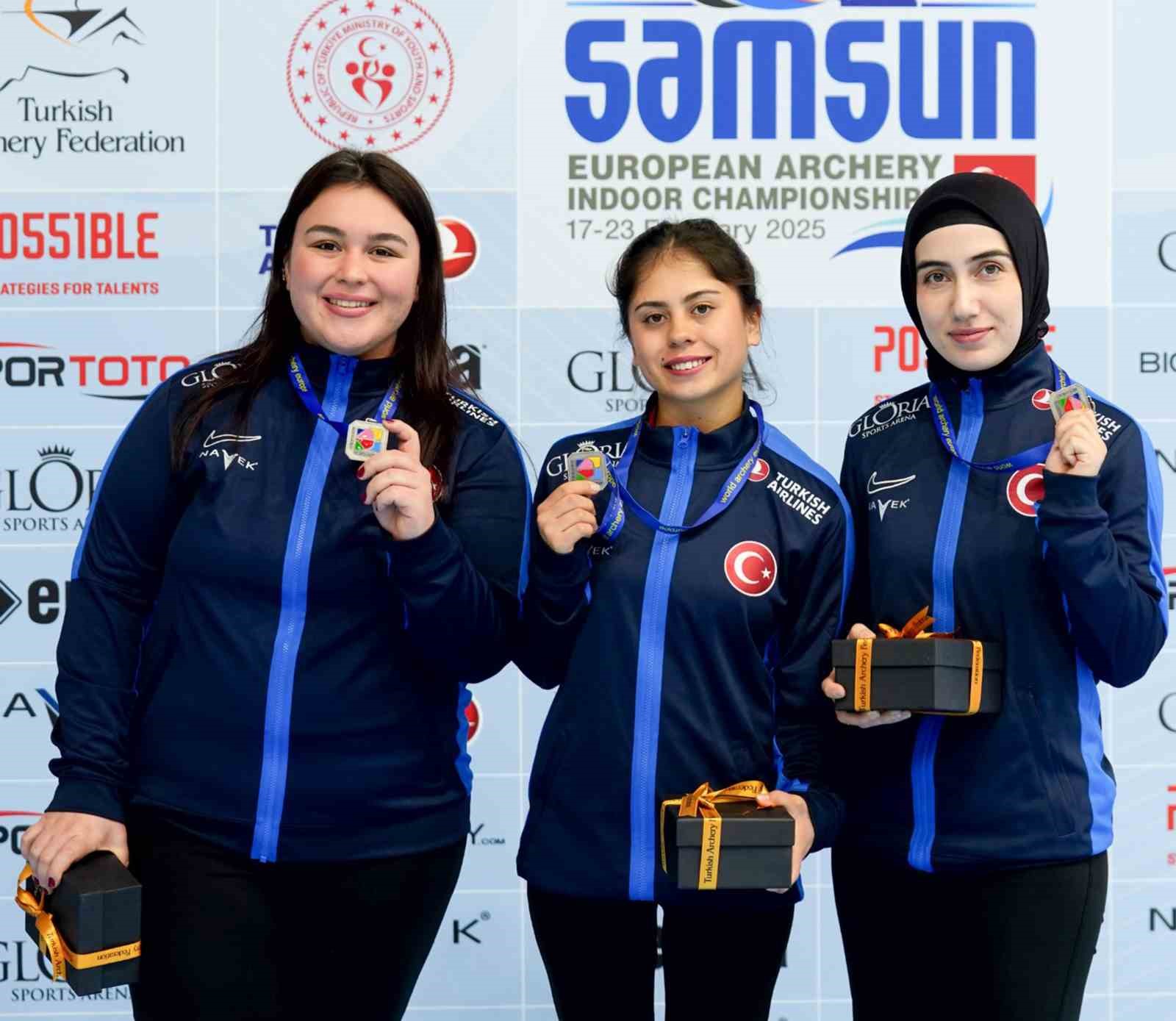 Muğla Büyükşehir sporcusu Hazal Burun’lu Milli takım Avrupa ikincisi oldu