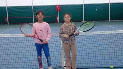 Muğla’da düzenlenen GSB Spor Okulları 10-12 Yaş Ara Tatil Tenis