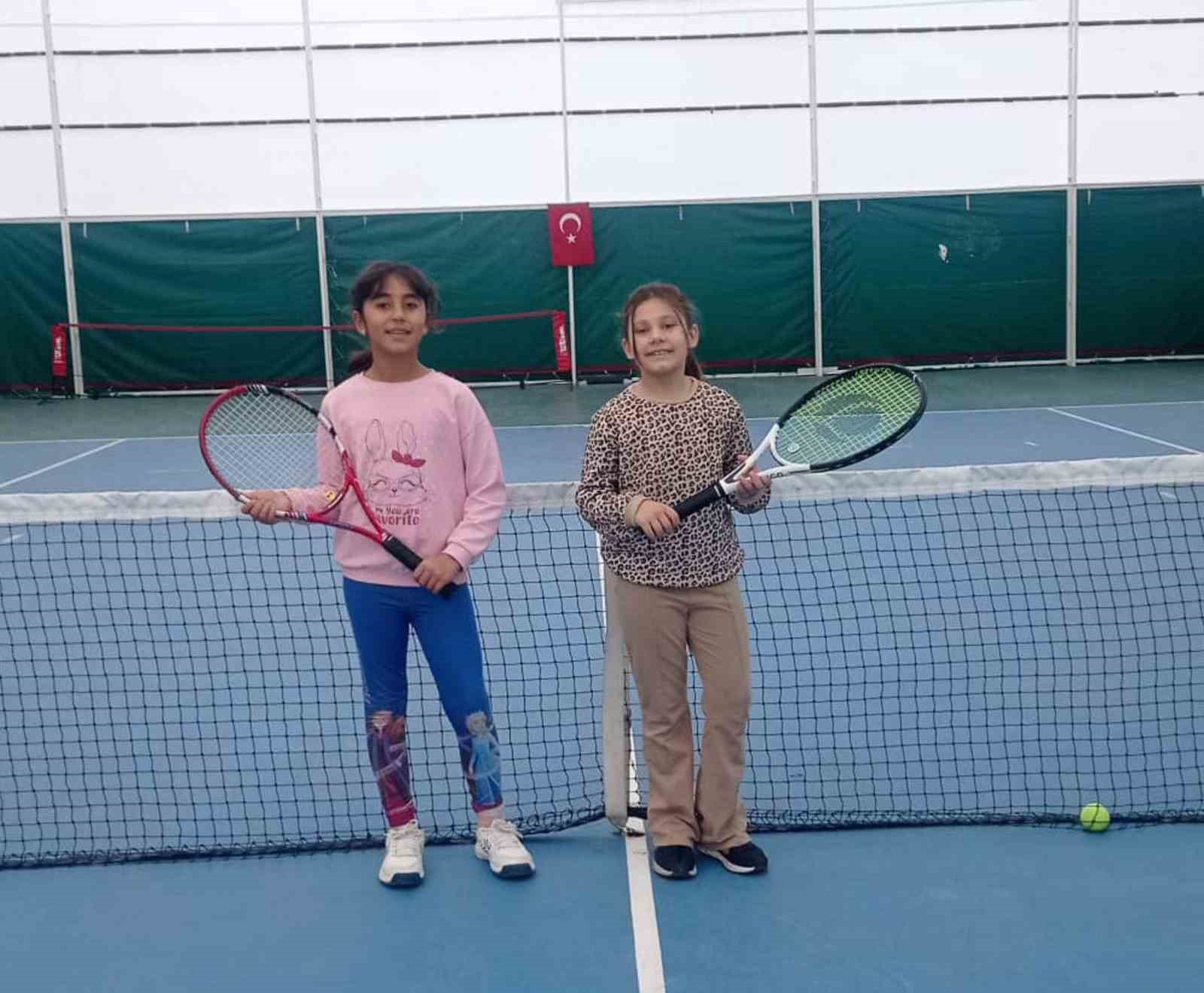 Muğla’da GSB Spor Okulları 10-12 Yaş Ara Tatil Tenis Turnuvası tamamlandı