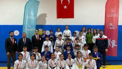 Muğla’nın Menteşe ilçesinde düzenlenen Judo Küçükler İl Birinciliği Müsabakaları, genç