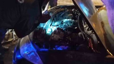 Muğla’nın Marmaris ilçesinde park halindeki bir otomobilde çıkan yangın, bölgeden