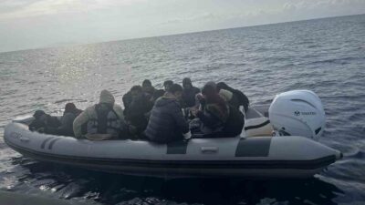 Muğla’nın Bodrum ilçesi açıklarında 18 düzensiz göçmen kurtarıldı, 1 göçmen