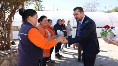 Marmaris Belediyesi 8 Mart Dünya Emekçi Kadınlar Günü’nde kadın personeli