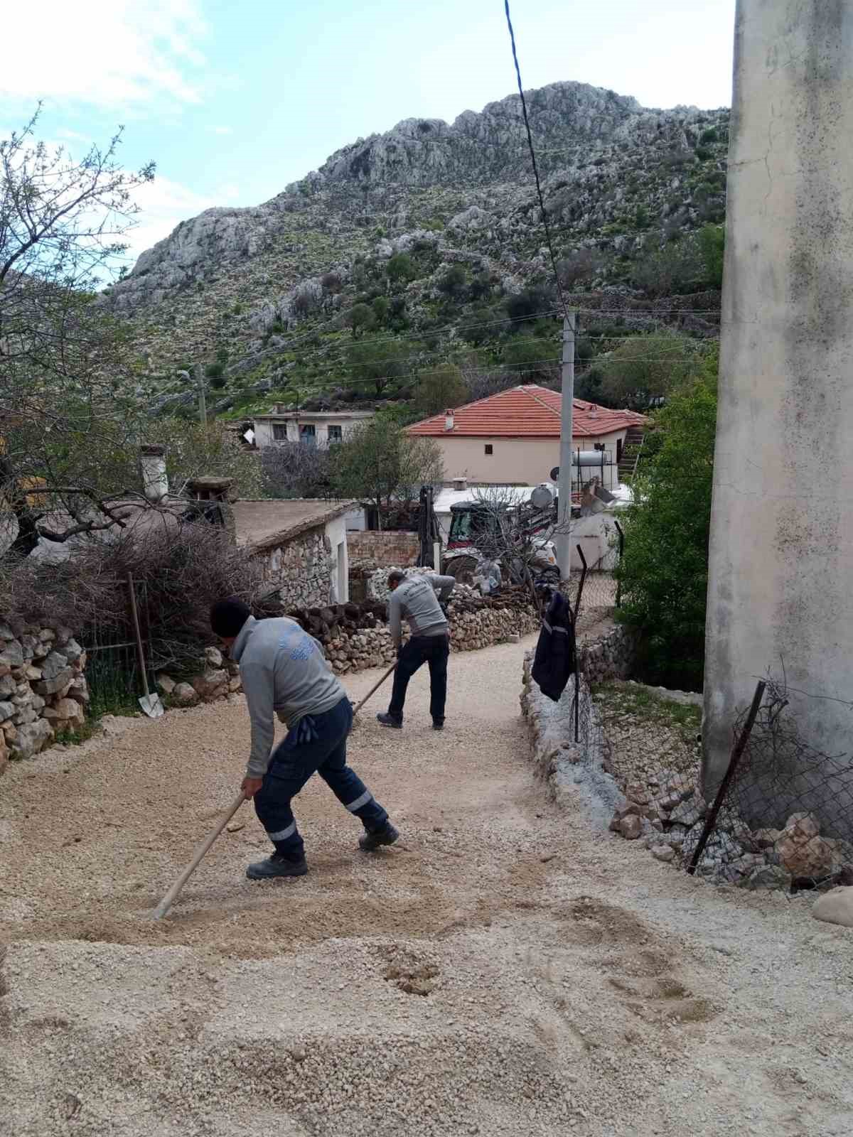 Marmaris’te fen işleri hız kesmiyor
