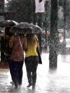 Meteorolojiden Perşembe akşam saatlerine kadar yağış uyarısı